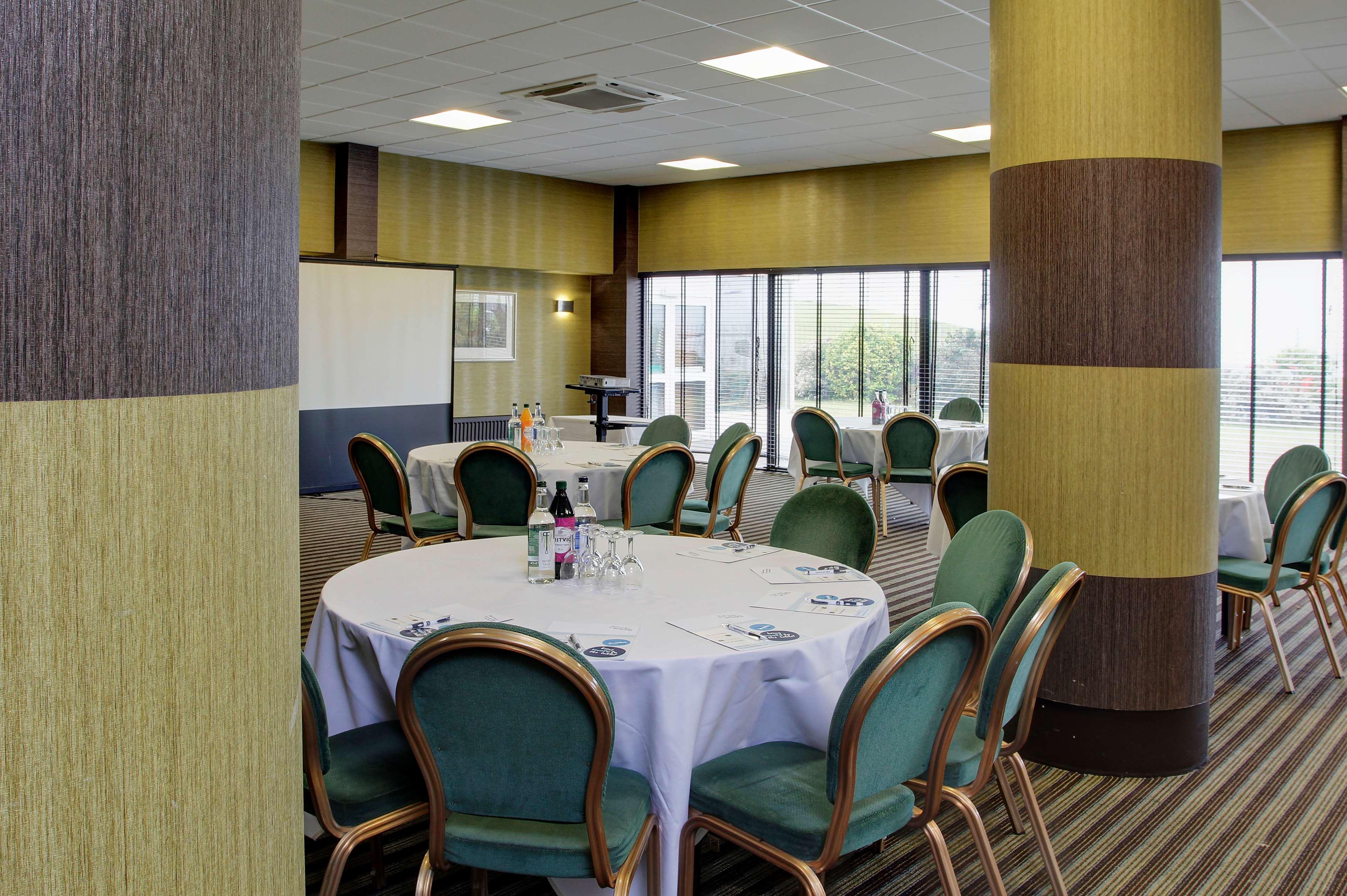 Best Western Aberavon Beach Hotel ポート・タルボット エクステリア 写真